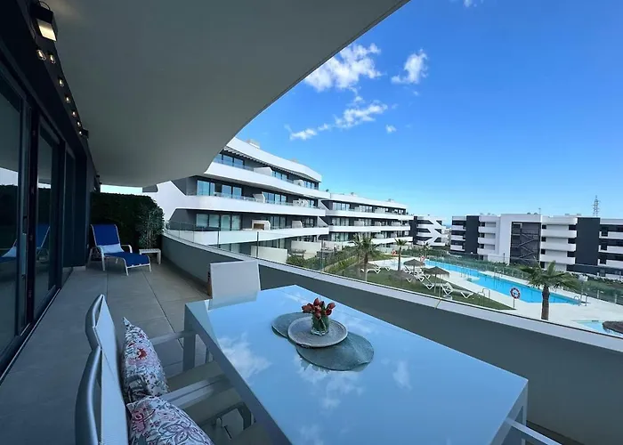 Costa Muro Suites, Mediterranean Apartment In El Higueron