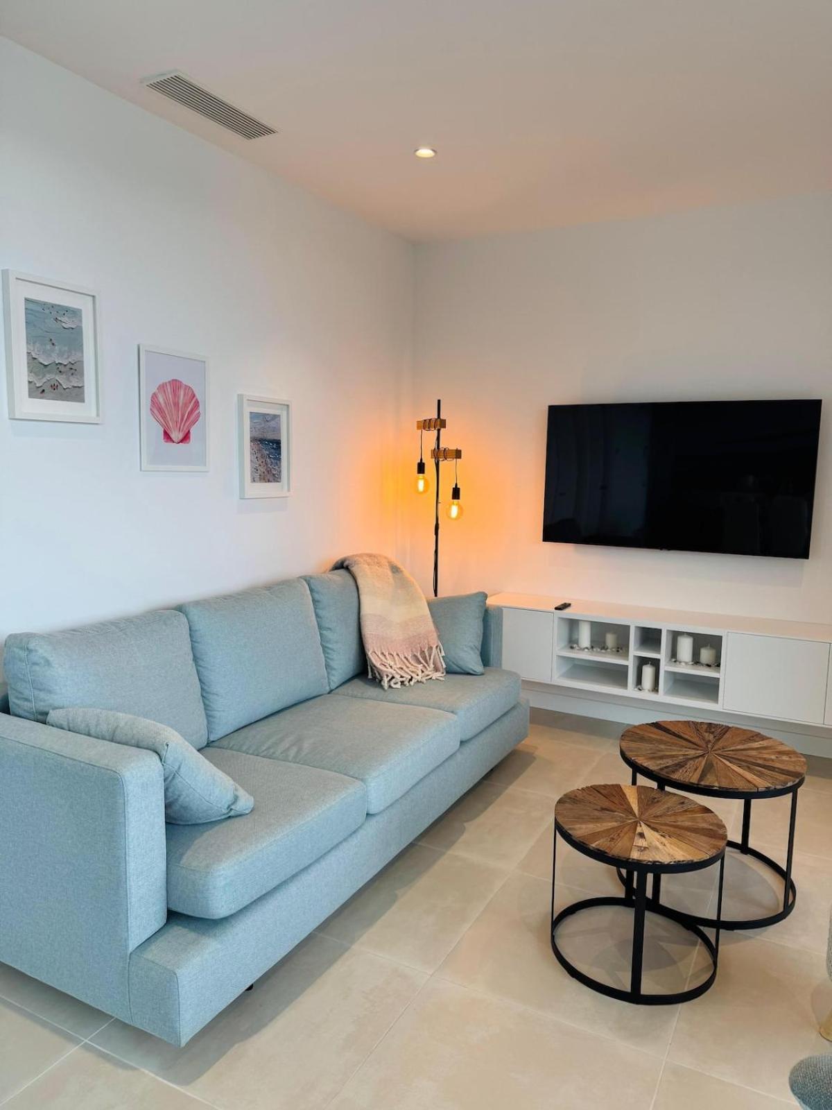 Apartment Costa Muro Suites, Mediterranean In El Higueron Málaga